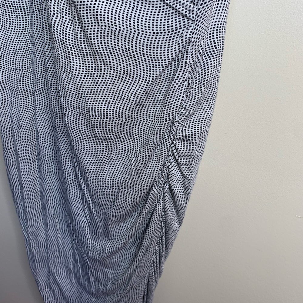 Mossimo Summer Dress - Picture 3 of 5